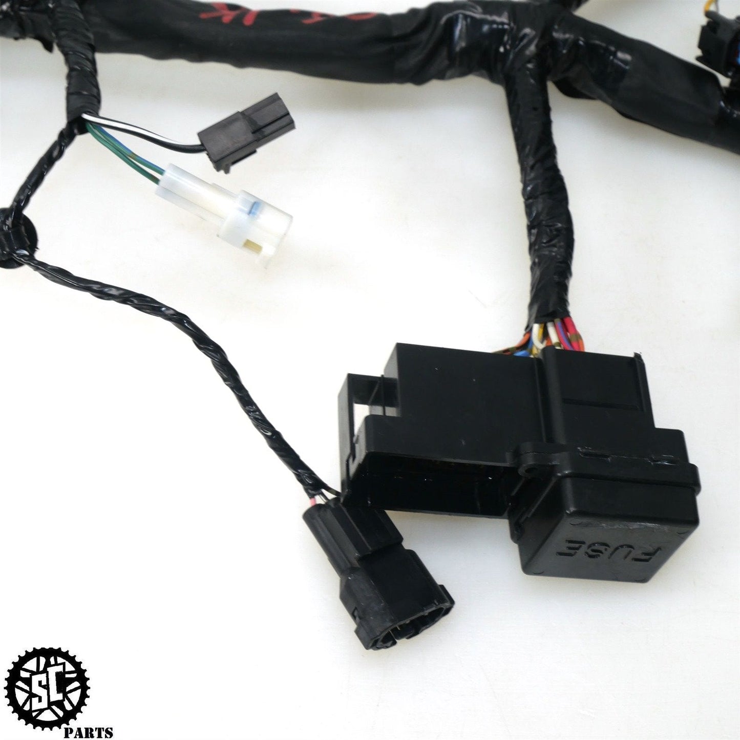 05 06 SUZUKI GSXR1000 MAIN WIRING HARNESS S26 - SALVAGECYCLEPARTS