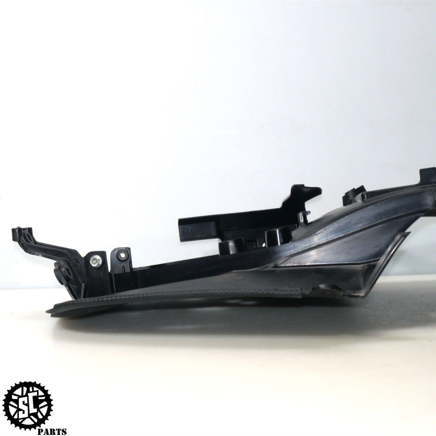 06 07 2008 - 2011 KAWASAKI ZX14 BATTERY TRAY FAIRING K48 - SALVAGECYCLEPARTS