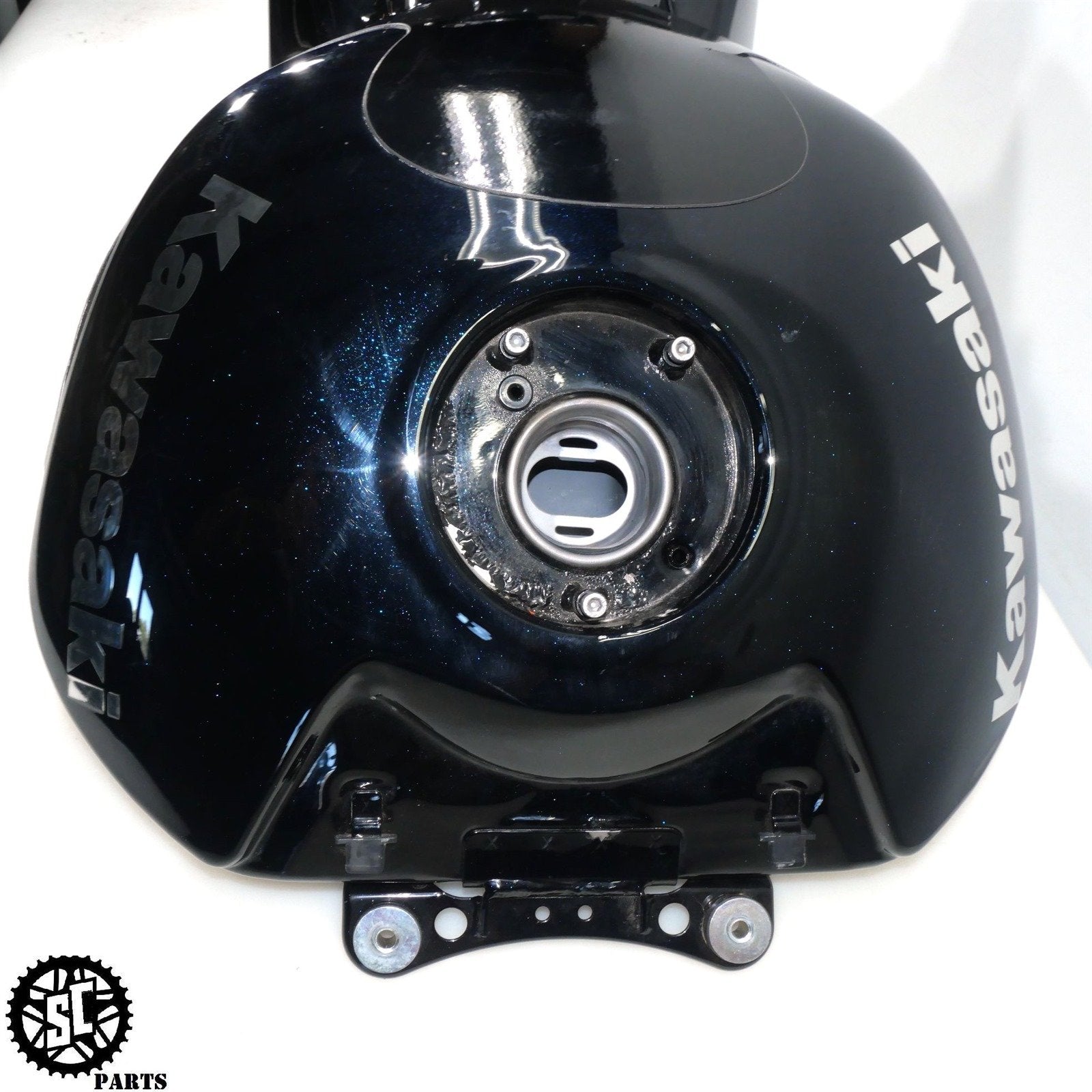 06 07 2008 - 2011 KAWASAKI ZX14 FUEL GAS TANK CLEAN K48 - SALVAGECYCLEPARTS