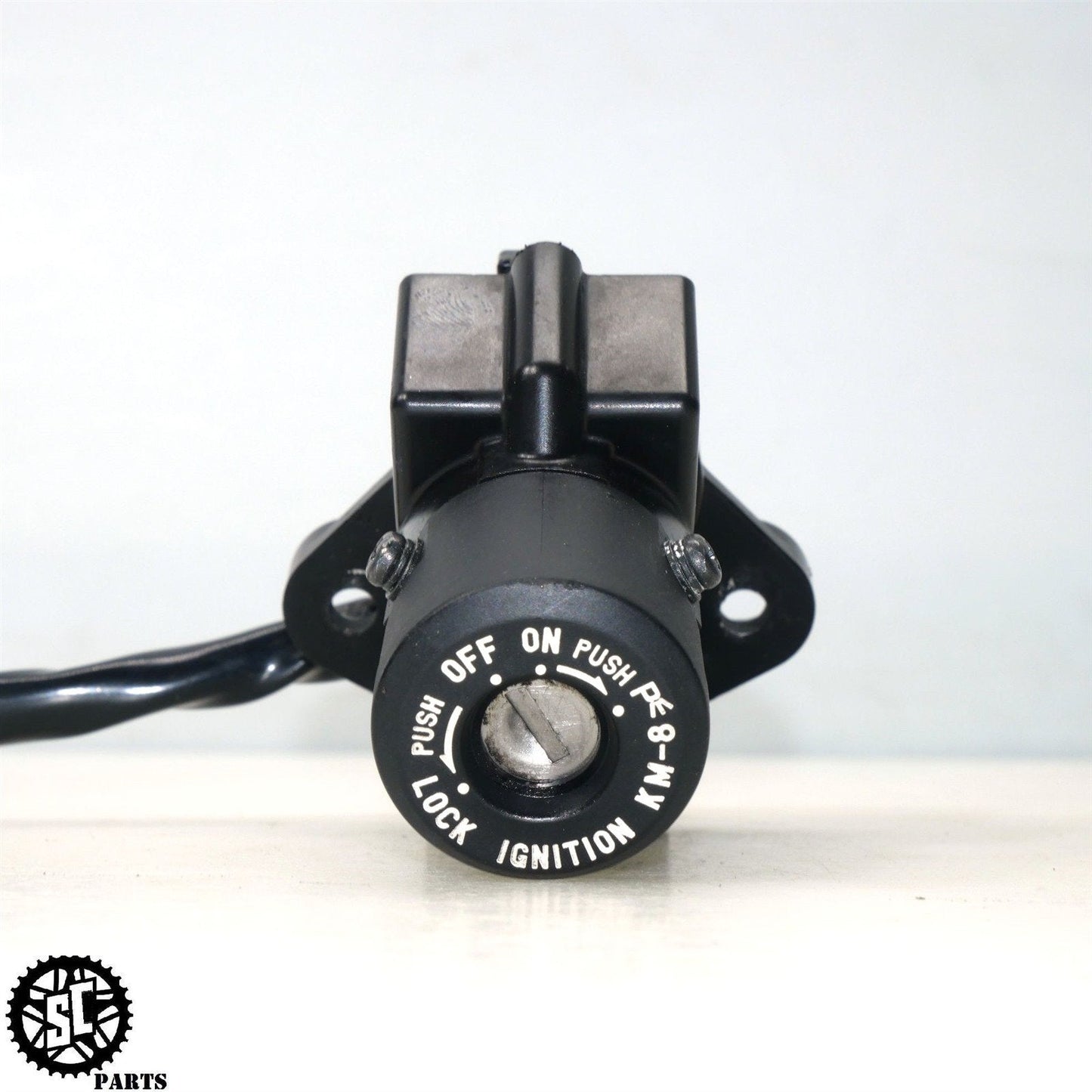 06 07 2008 - 2011 KAWASAKI ZX14 LOCK SET IGNITION SWITCH WITH KEY GAS CAP K48 - SALVAGECYCLEPARTS