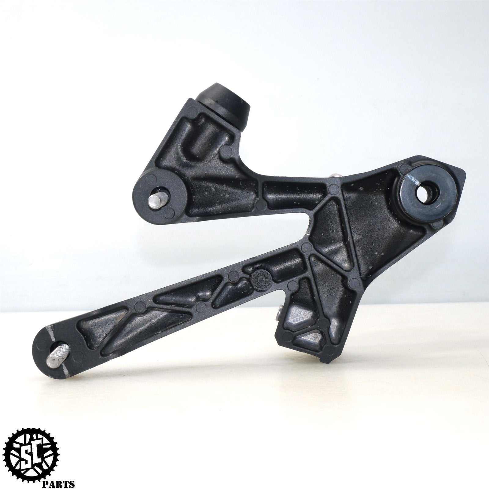 06 07 2008 - 2011 KAWASAKI ZX14 REAR PASSENGER BACK FOOT PEG LEFT RIGHT K48 - SALVAGECYCLEPARTS