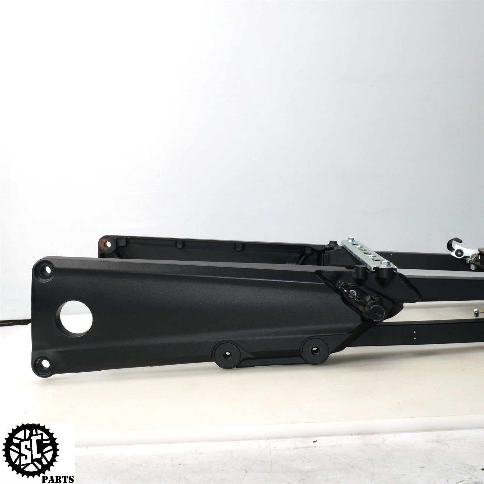 06 07 2008 - 2011 KAWASAKI ZX14 REAR SUBFRAME BACK FRAME K48 - SALVAGECYCLEPARTS