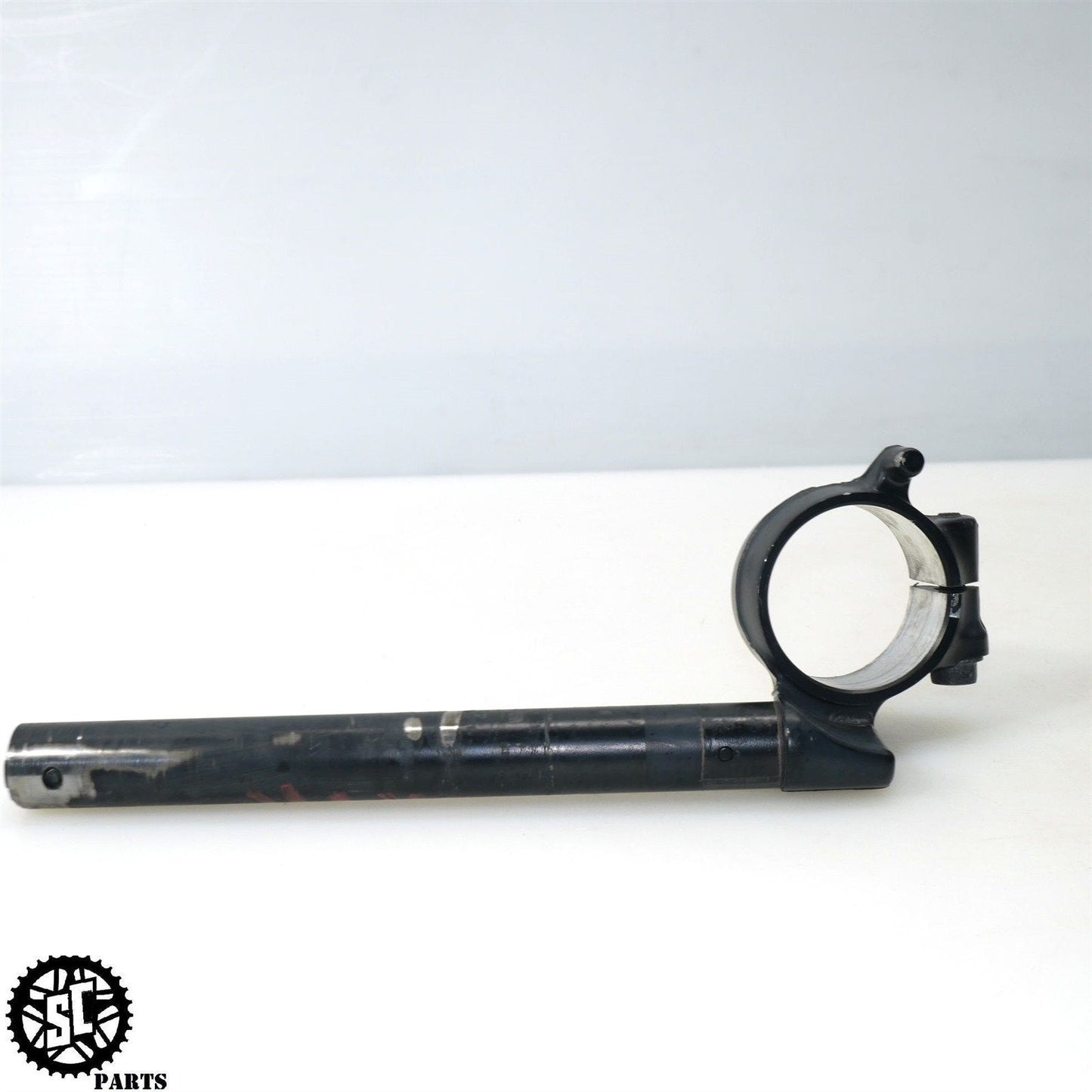 06 07 HONDA CBR1000R RIGHT CLIP ON HANDLEBAR H45 - SALVAGECYCLEPARTS