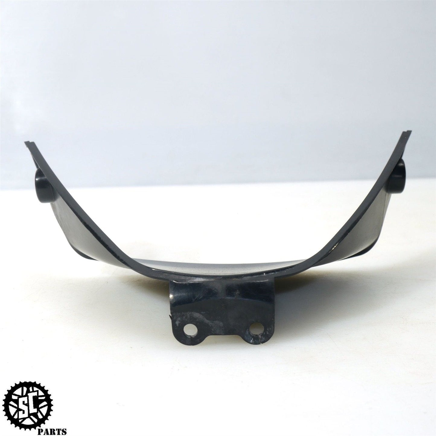 06 07 HONDA CBR1000RR CENTER LOWER V FAIRING H11 - SALVAGECYCLEPARTS