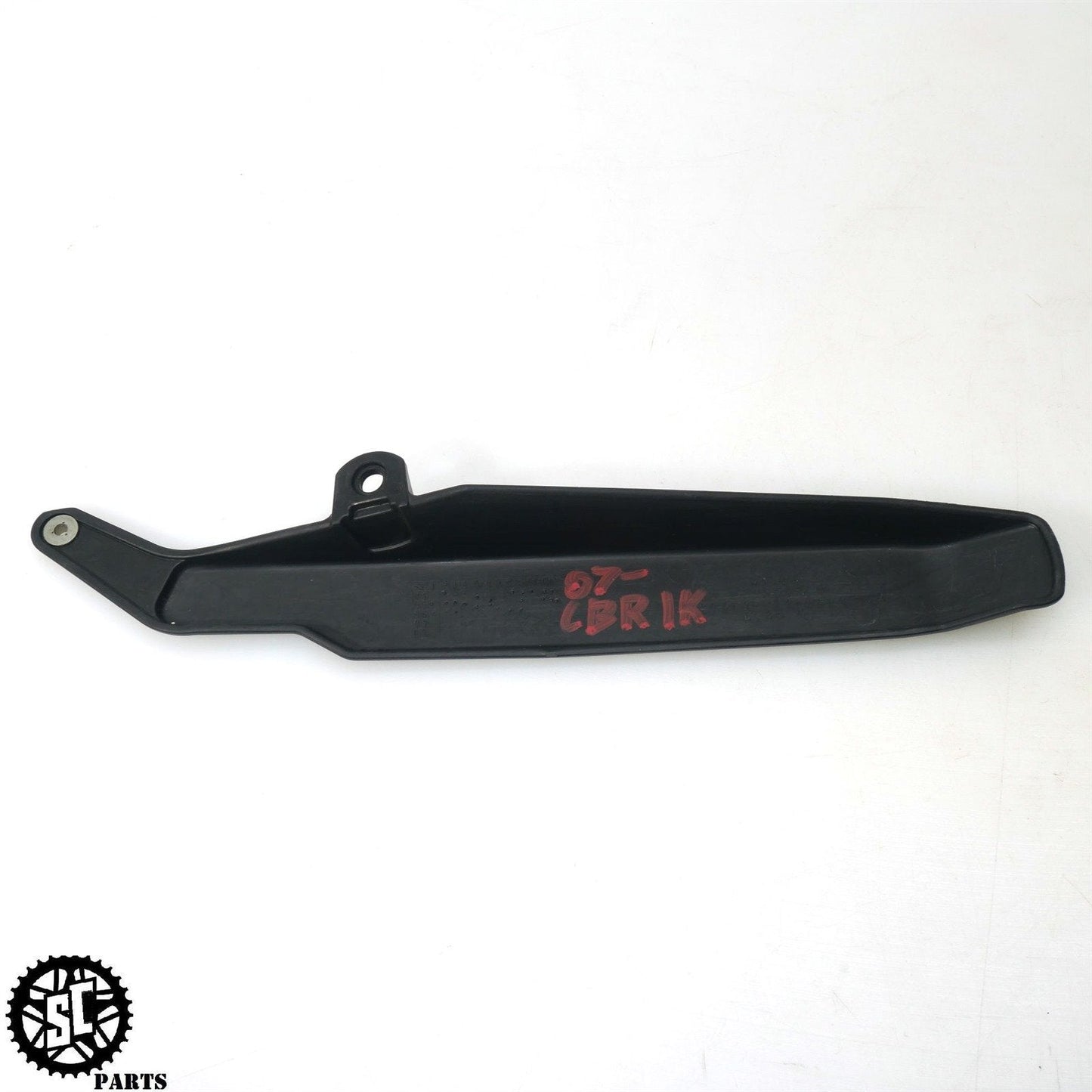 06 07 HONDA CBR1000RR CHAIN GUARD H45 - SALVAGECYCLEPARTS