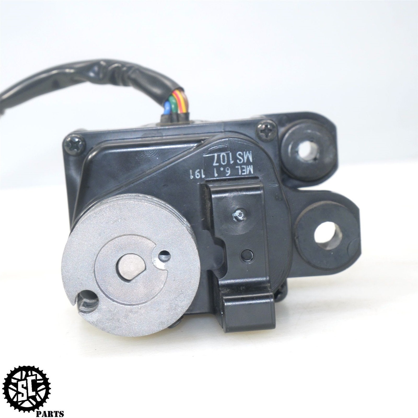 06 07 HONDA CBR1000RR EXHAUST VAVLE SERVO MOTOR H11 - SALVAGECYCLEPARTS