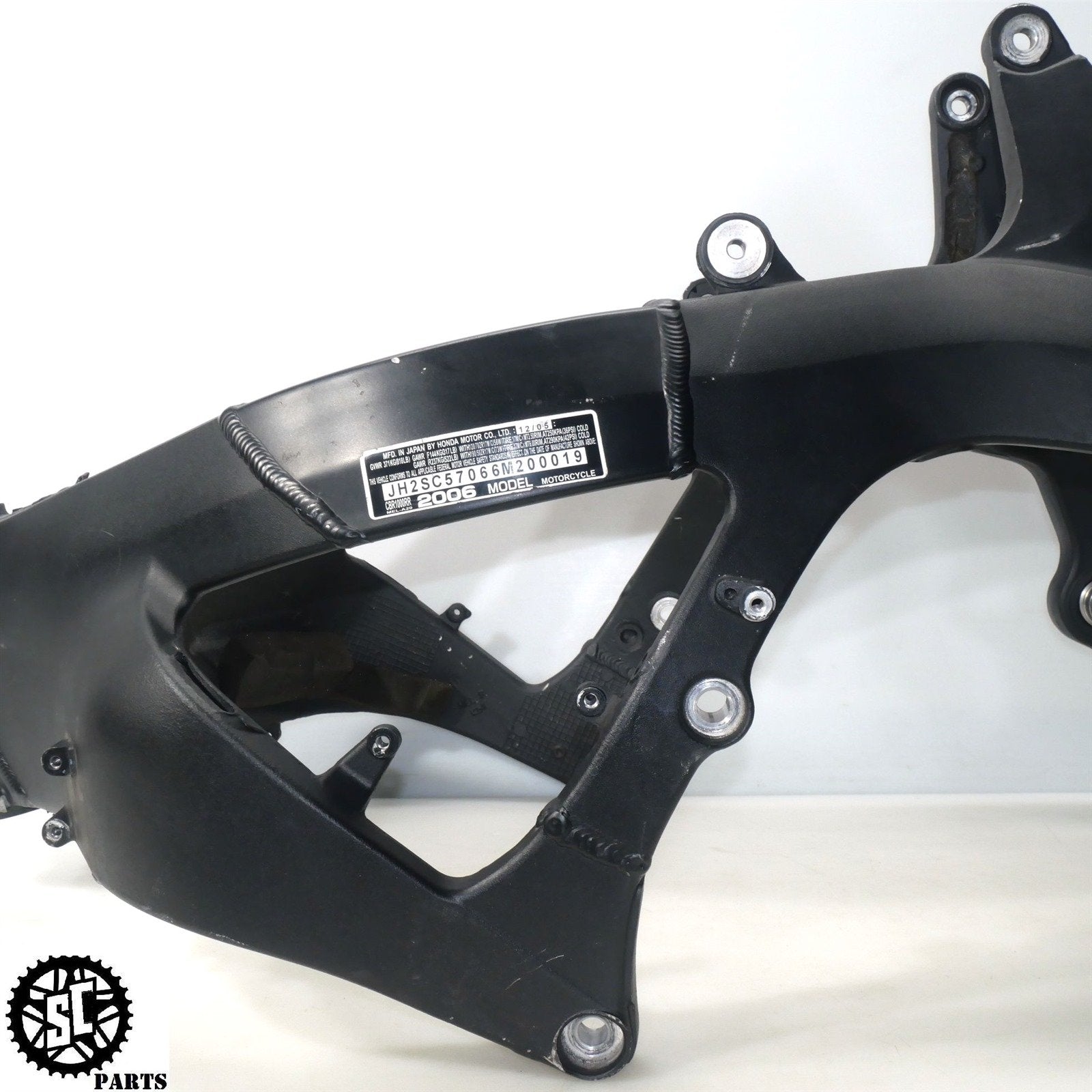 06 07 HONDA CBR1000RR FRAME CHASSIS *S* H32 - SALVAGECYCLEPARTS