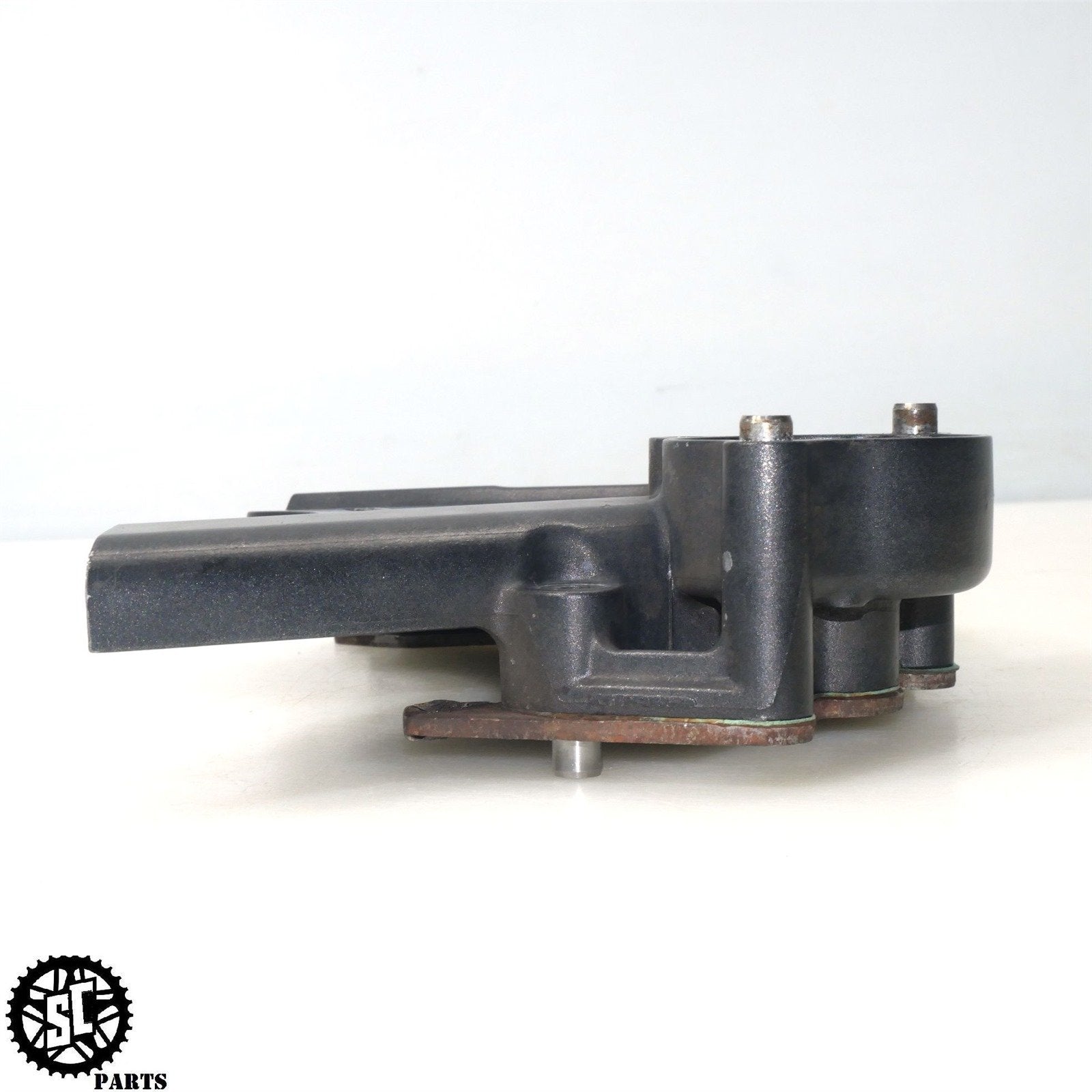 06 07 HONDA CBR1000RR FRONT SPROCKET COVER CASE CHAIN GUARD 11350 - MEL - D20 H32 - SALVAGECYCLEPARTS