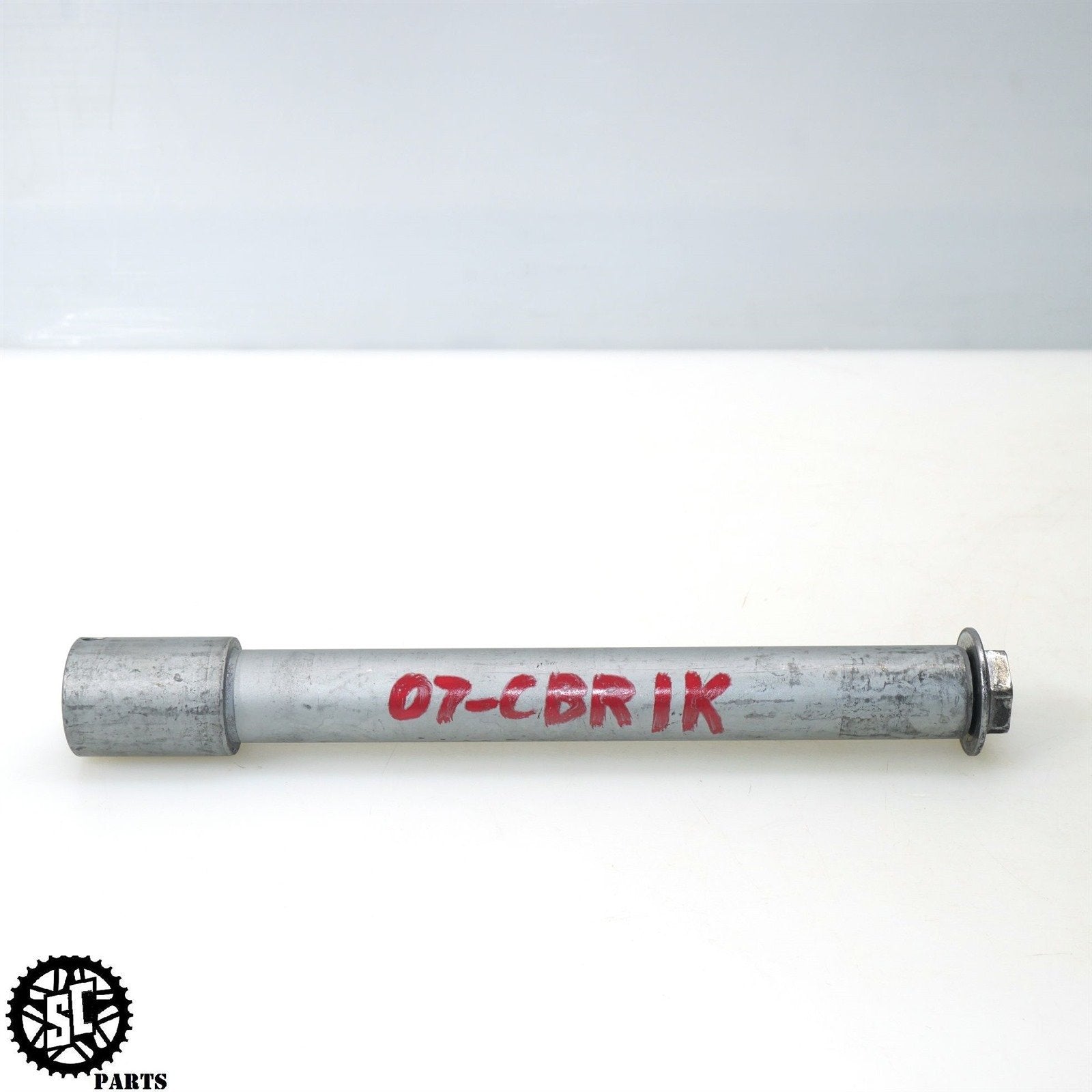 06 07 HONDA CBR1000RR FRONT WHEEL AXLE BOLT H45 - SALVAGECYCLEPARTS