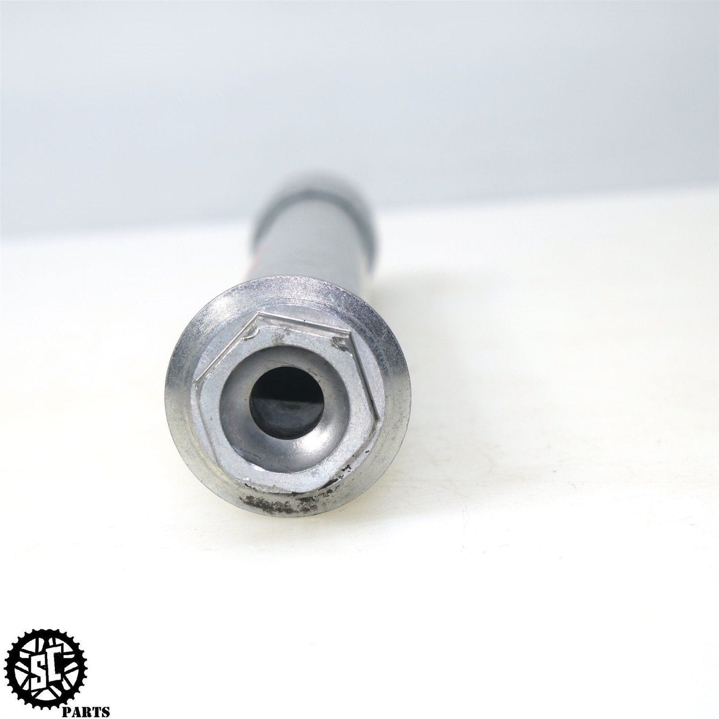 06 07 HONDA CBR1000RR FRONT WHEEL AXLE SHAFT BOLT H11 - SALVAGECYCLEPARTS