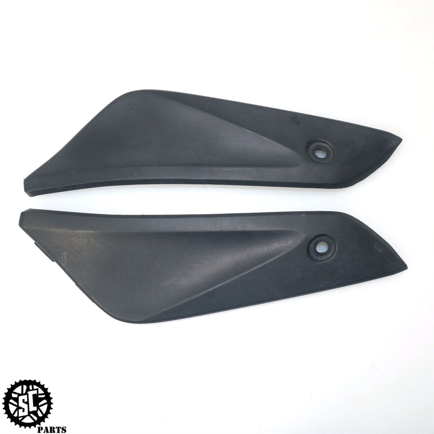 06 07 HONDA CBR1000RR FUEL GAS TANK SEAT COVER FAIRING H45 - SALVAGECYCLEPARTS