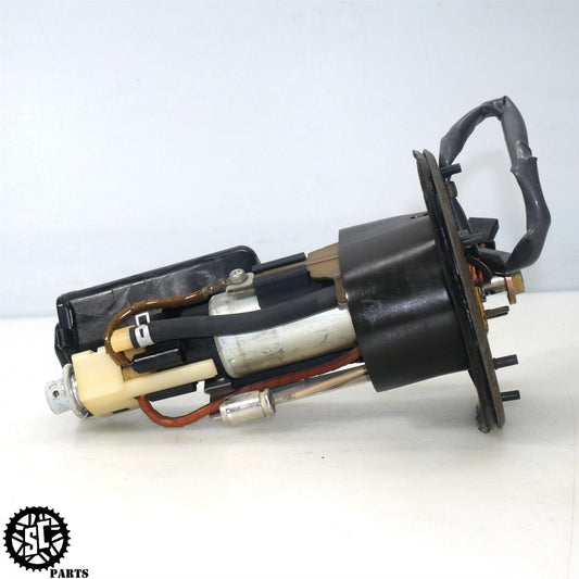 06 07 HONDA CBR1000RR FUEL PUMP 16700MELD21 H32 - SALVAGECYCLEPARTS