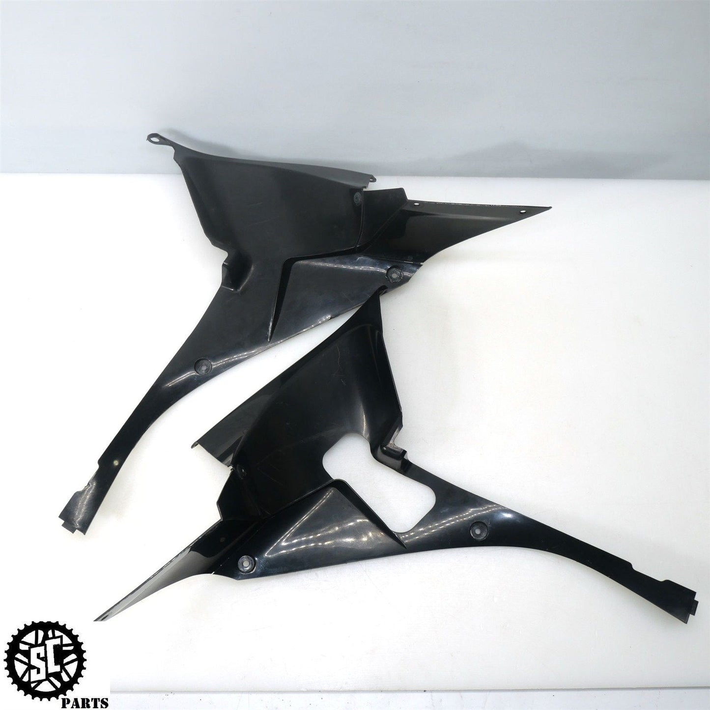 06 07 HONDA CBR1000RR LEFT RIGHT INNER FAIRING H11 - SALVAGECYCLEPARTS