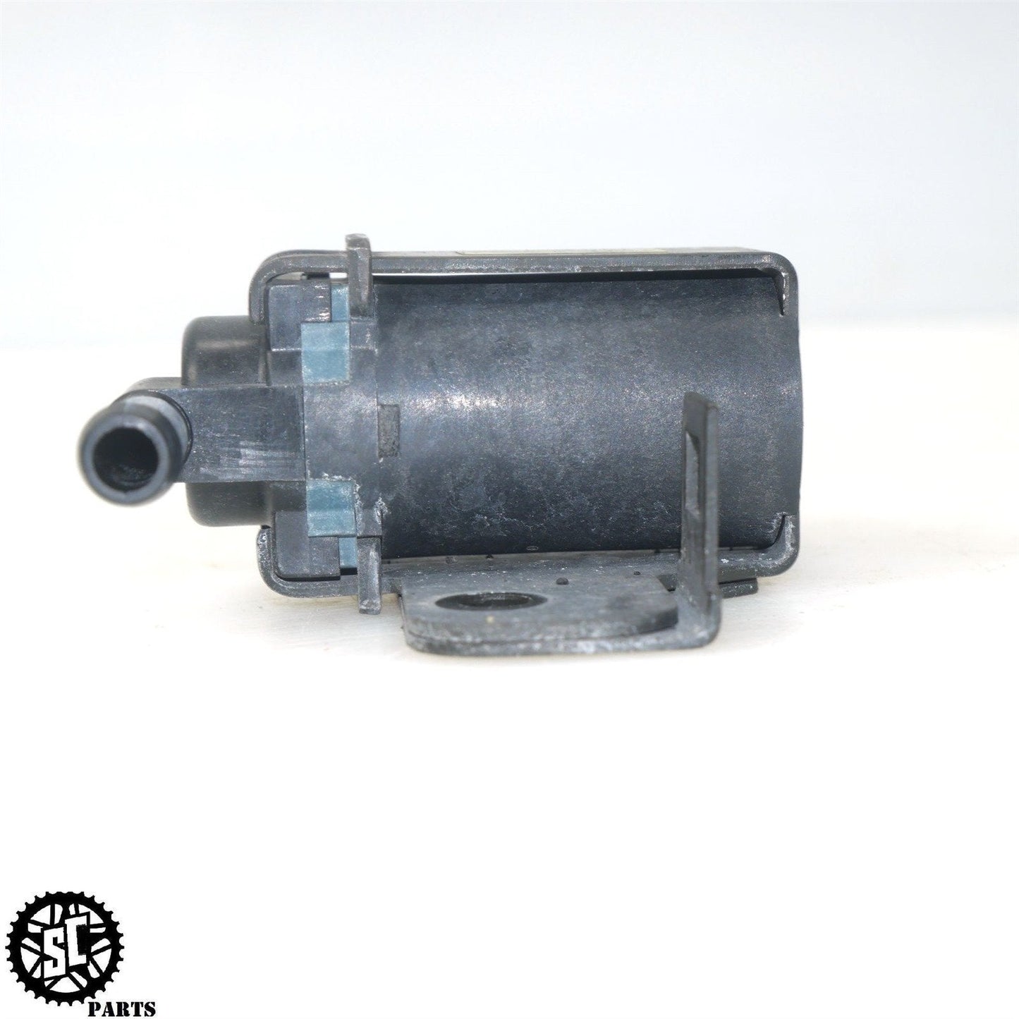 06 07 HONDA CBR1000RR PURGE VALVE SOLENOID H11 - SALVAGECYCLEPARTS