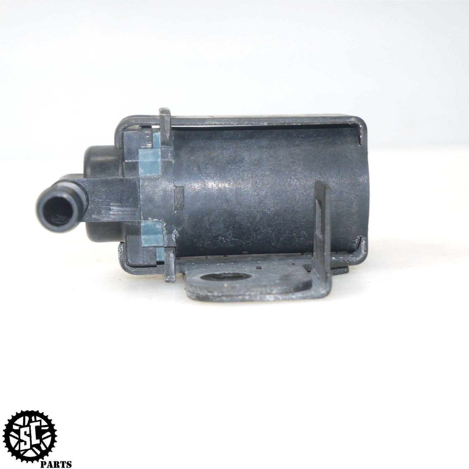 06 07 HONDA CBR1000RR PURGE VALVE SOLENOID H11 - SALVAGECYCLEPARTS