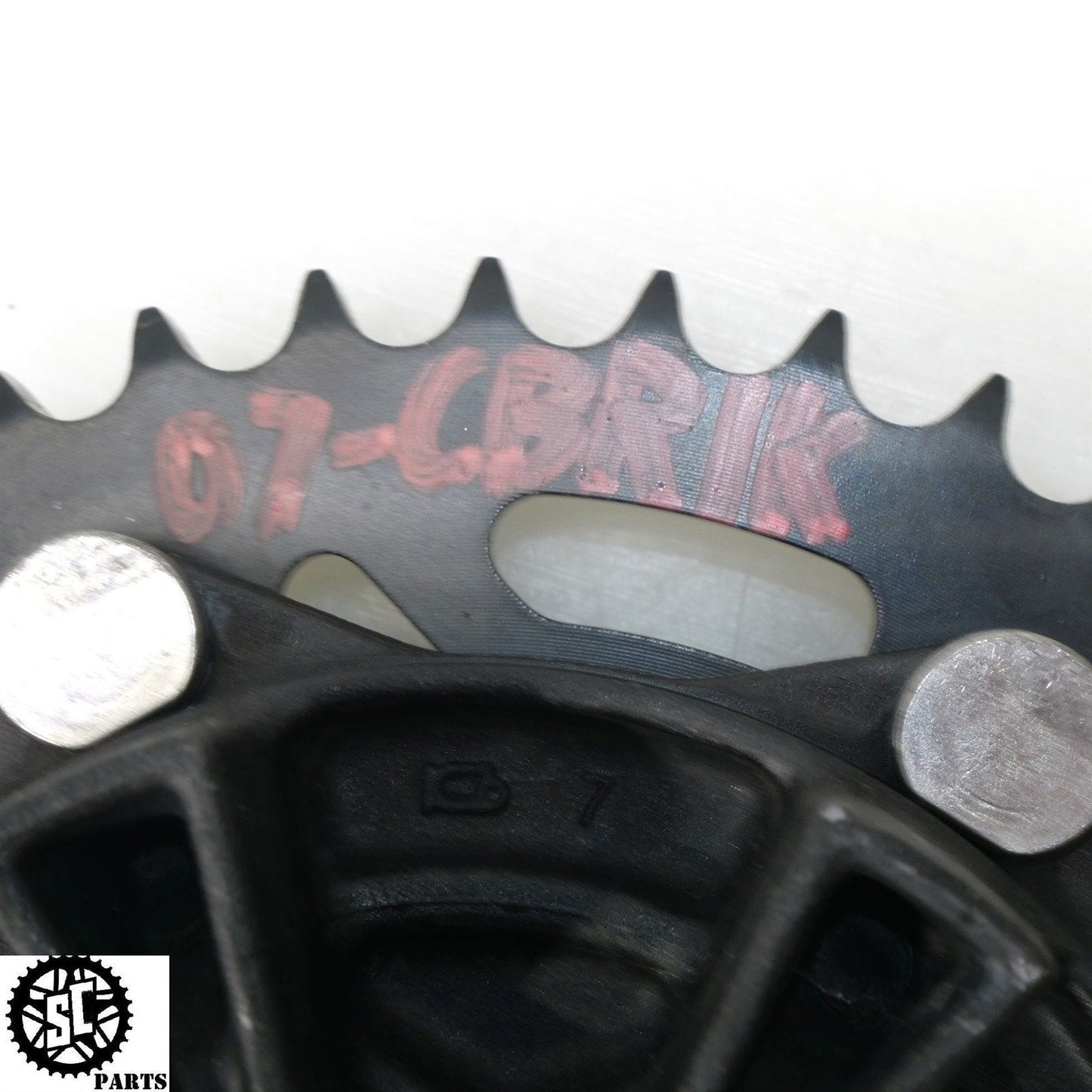 06 07 HONDA CBR1000RR REAR SPROCKET HUB VORTEX 42T 251S - 42 H45 - SALVAGECYCLEPARTS