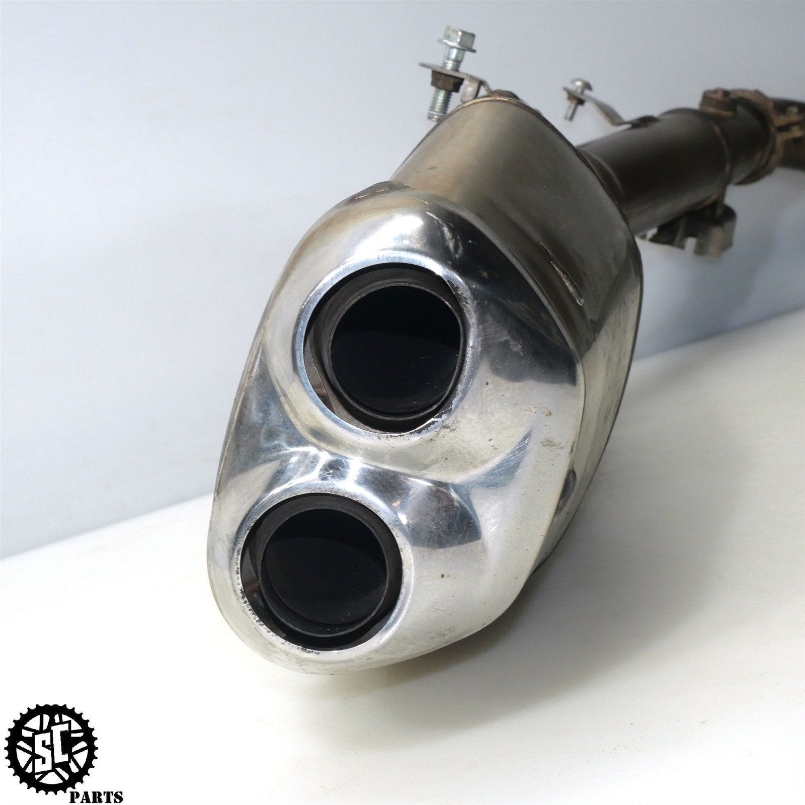 06 07 HONDA CBR1000RR SLIP ON EXHAUST MID PIPE H32 - SALVAGECYCLEPARTS