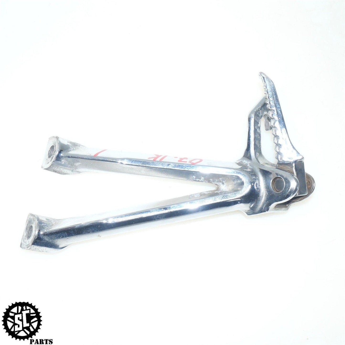 06 07 SUZUKI GSXR 600 LEFT PASSENGER FOOT PEG CHROME S57