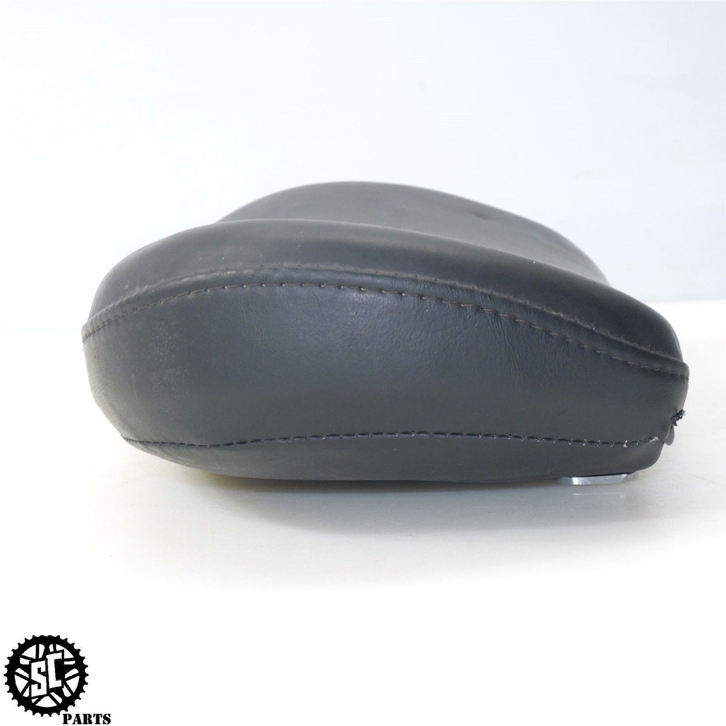 09-22 HARLEY DAVIDSON ROAD GLIDE PASSENGER BACK REST PAD HD41