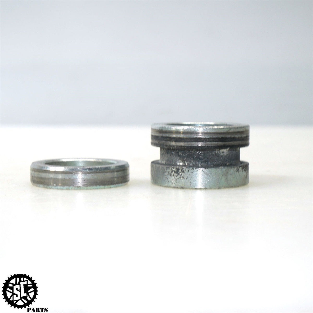 2015 DUCATI MONSTER 821 FRONT WHEEL AXLE SPACER D28