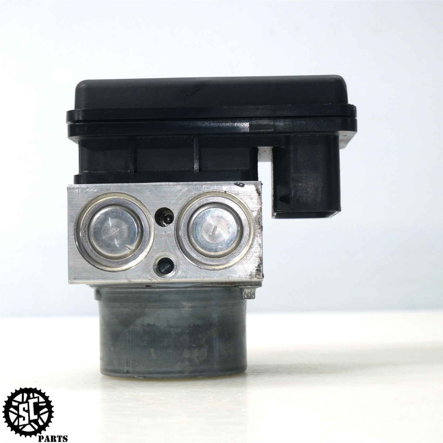 20-23 DUCATI PANIGALE V2 ABS BRAKE PUMP MODULE 54240951B D27