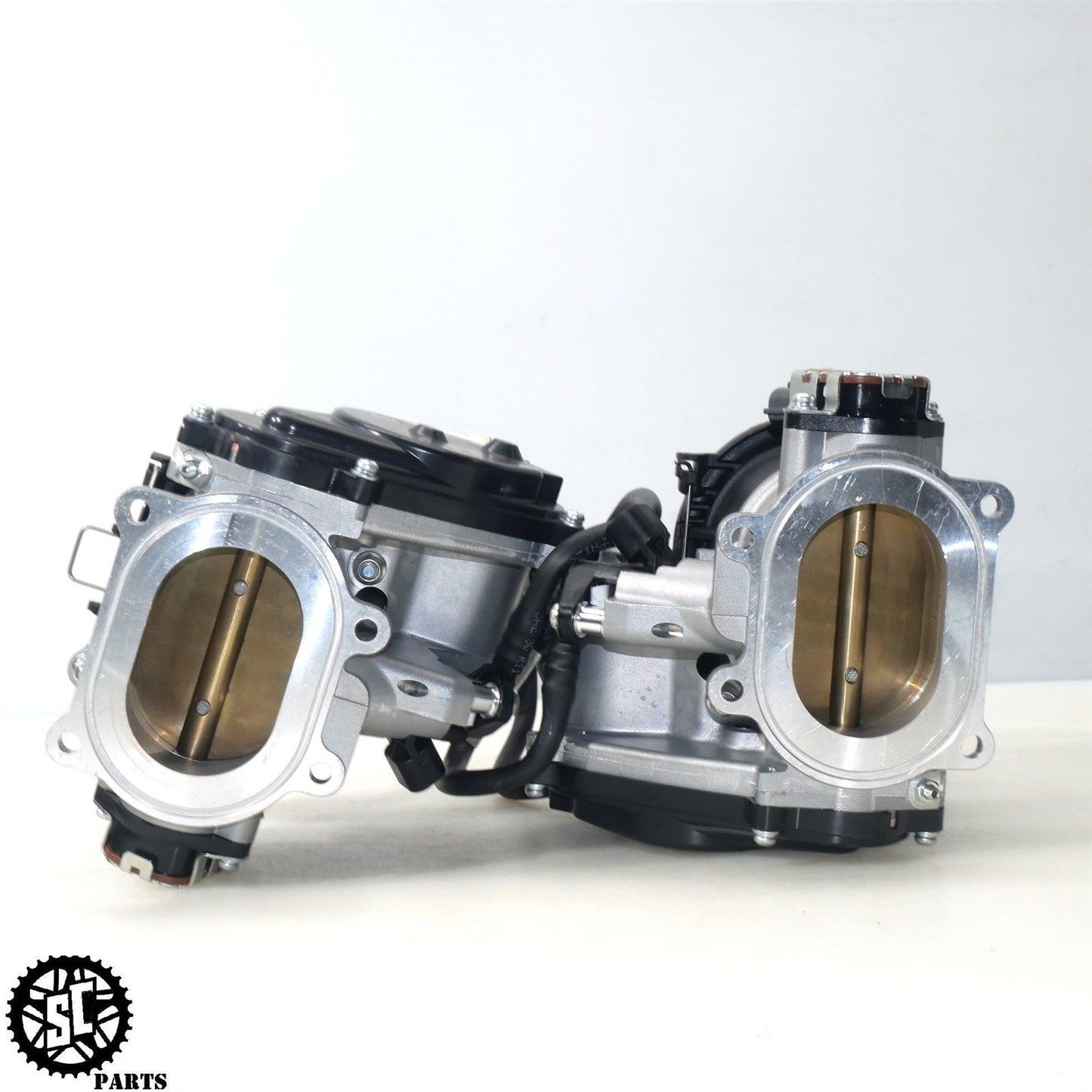 20-23 DUCATI PANIGALE V2 THROTTLE BODIES D27