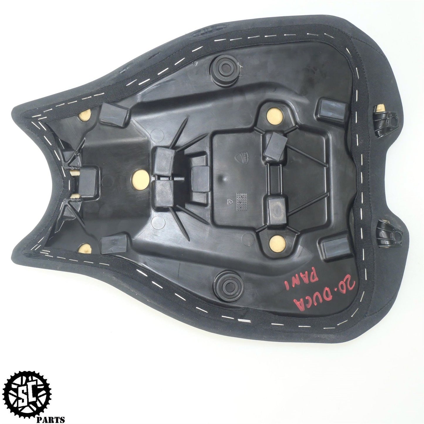 20-23 DUCATI PANIGALE V2 FRONT SEAT D27