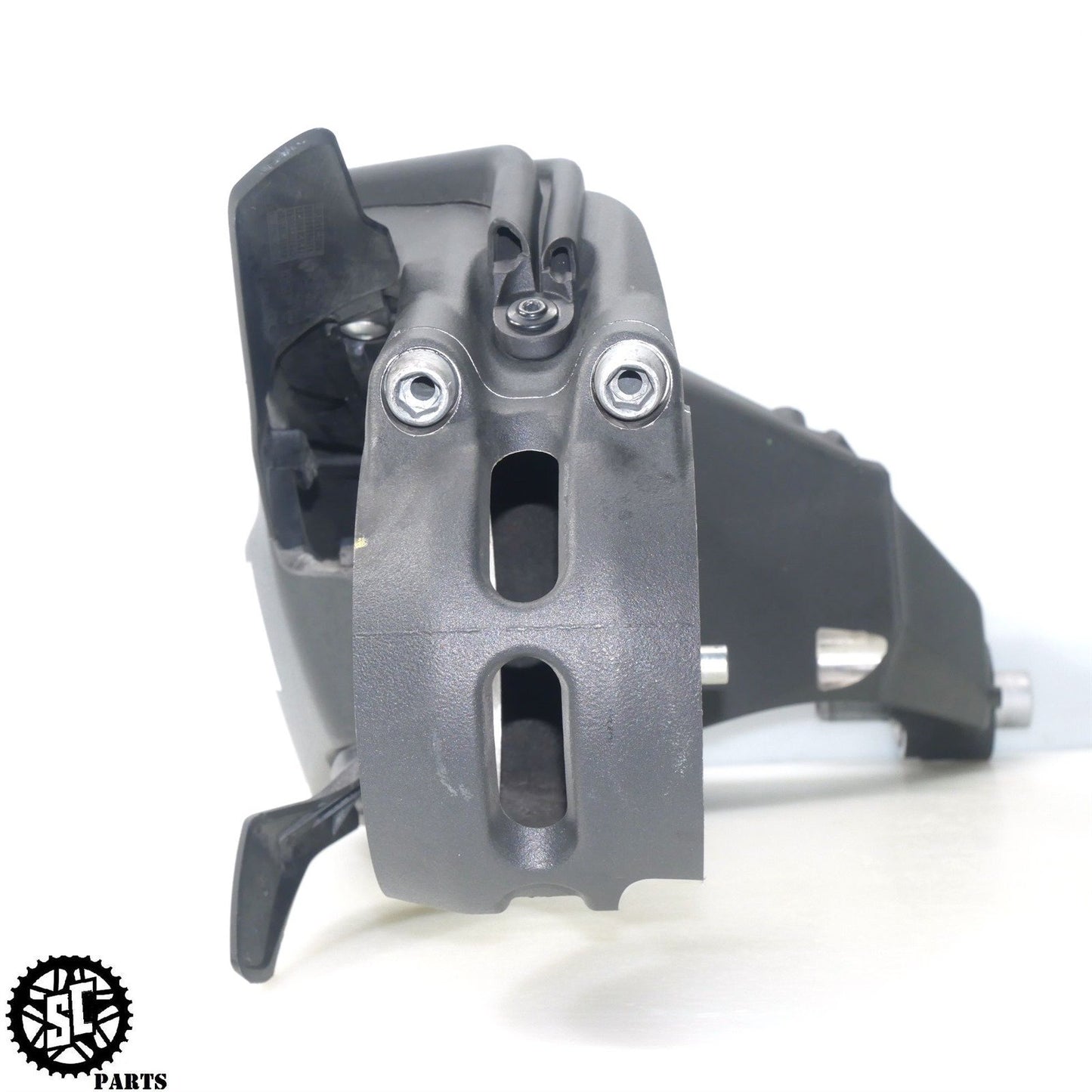 20-23 DUCATI PANIGALE V2 SWINGARM D27