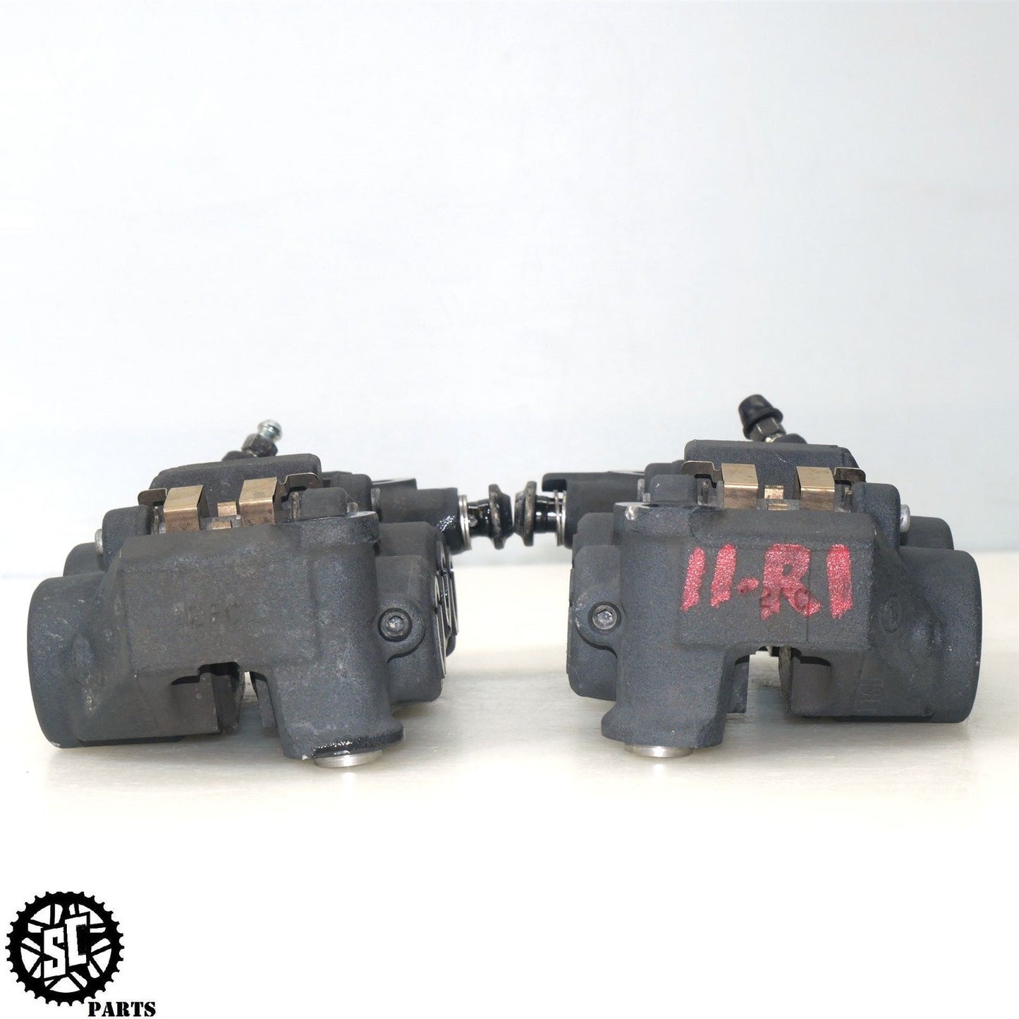 09-14 YAMAHA YZF R1 FRONT BRAKE CALIPERS Y39