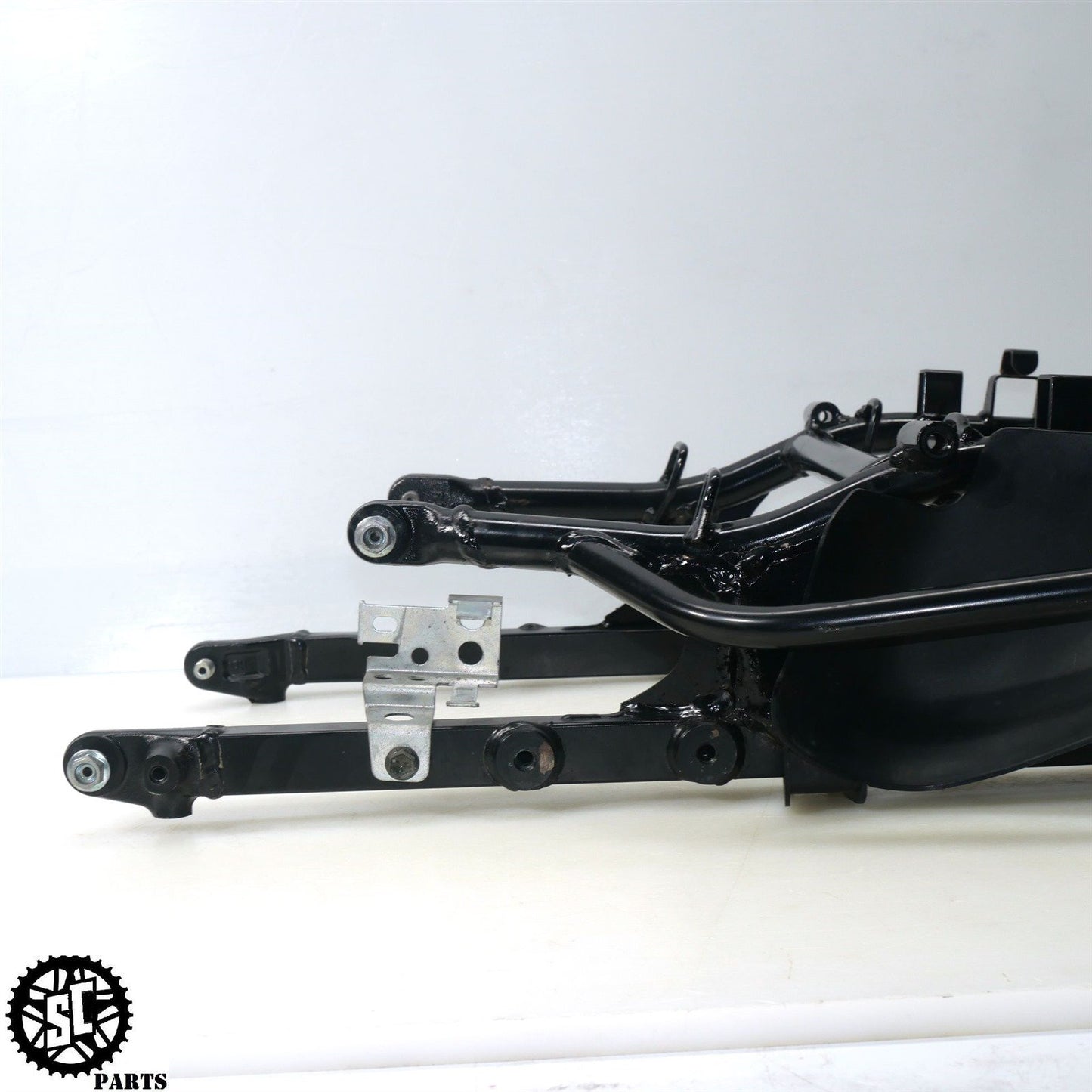 99-07 SUZUKI HAYABUSA REAR SUBFRAME S46