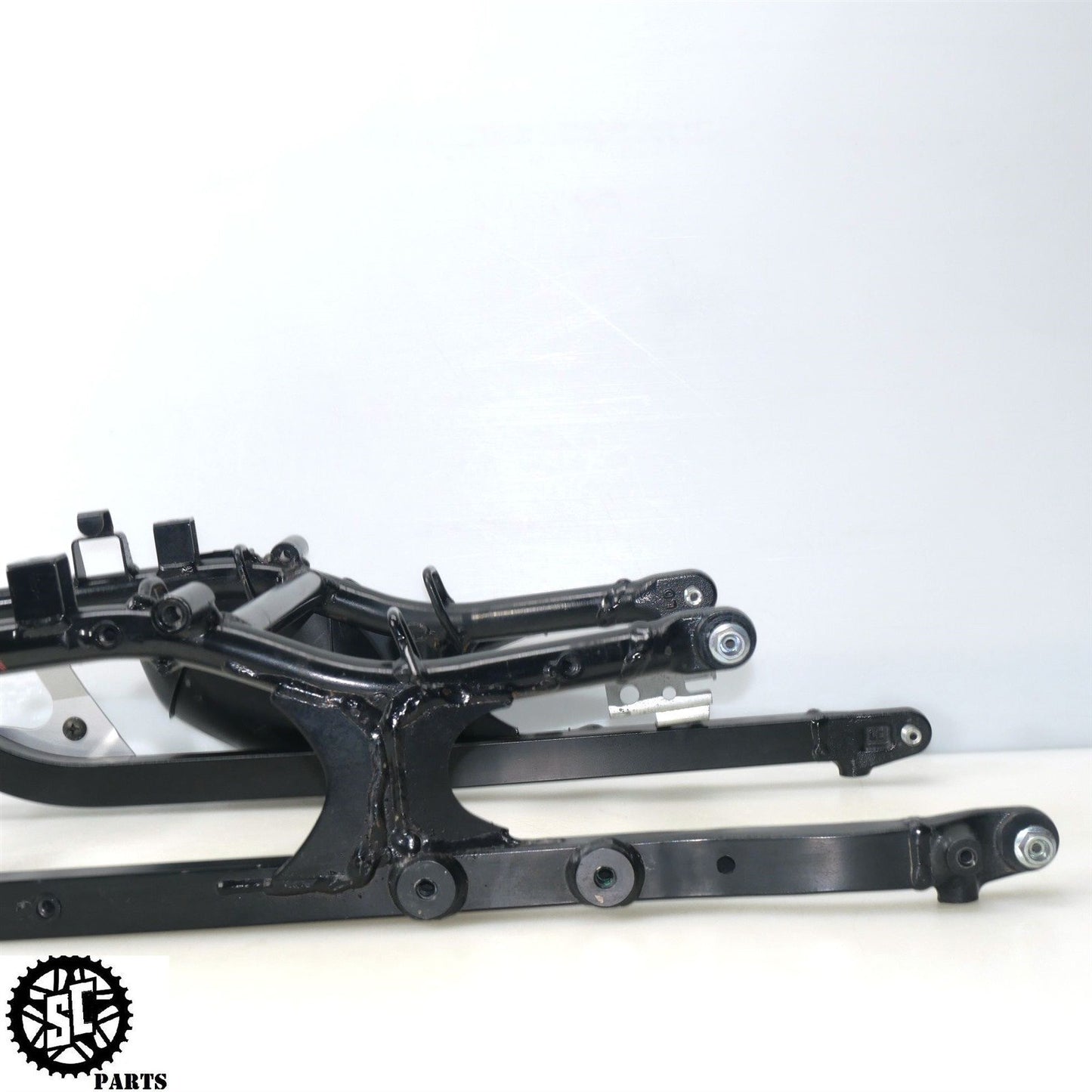 99-07 SUZUKI HAYABUSA REAR SUBFRAME S46