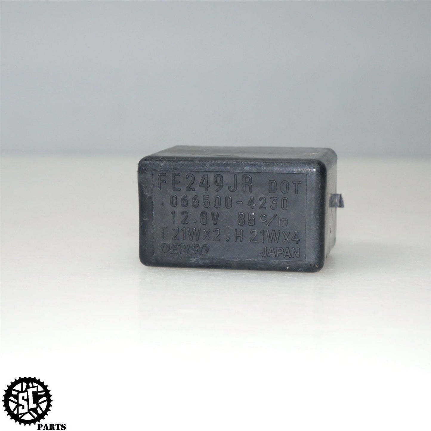 07 08 SUZUKI GSXR 1000 FLASHER RELAY S02