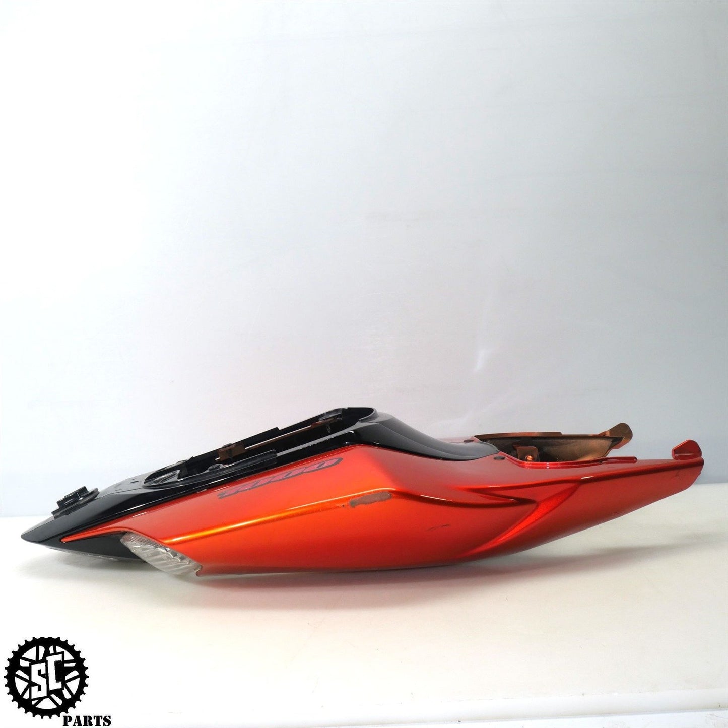 07 08 SUZUKI GSXR 1000 REAR TAIL FAIRING S02