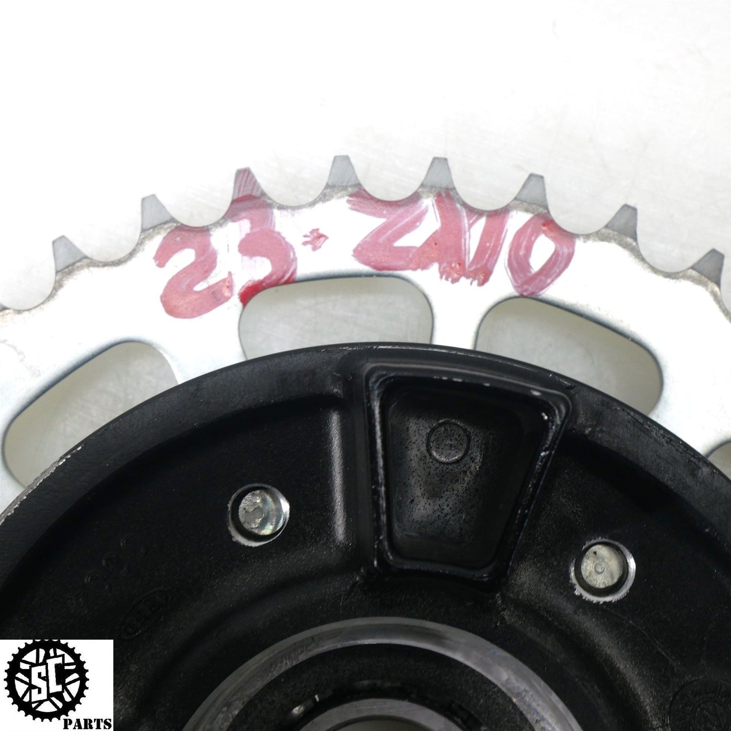 21-23 KAWASAKI NINJA ZX10R REAR WHEEL HUB K22