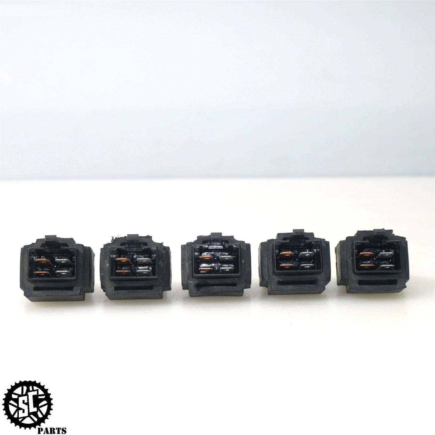 11-21 APRILIA TUONO V4 1100 RELAY A07