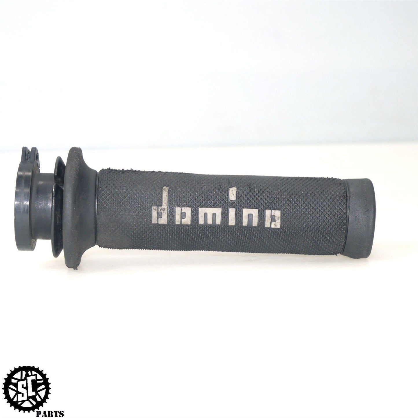 15-16 APRILIA TUONO V4 1100 THROTTLE TUBE GRIP A07