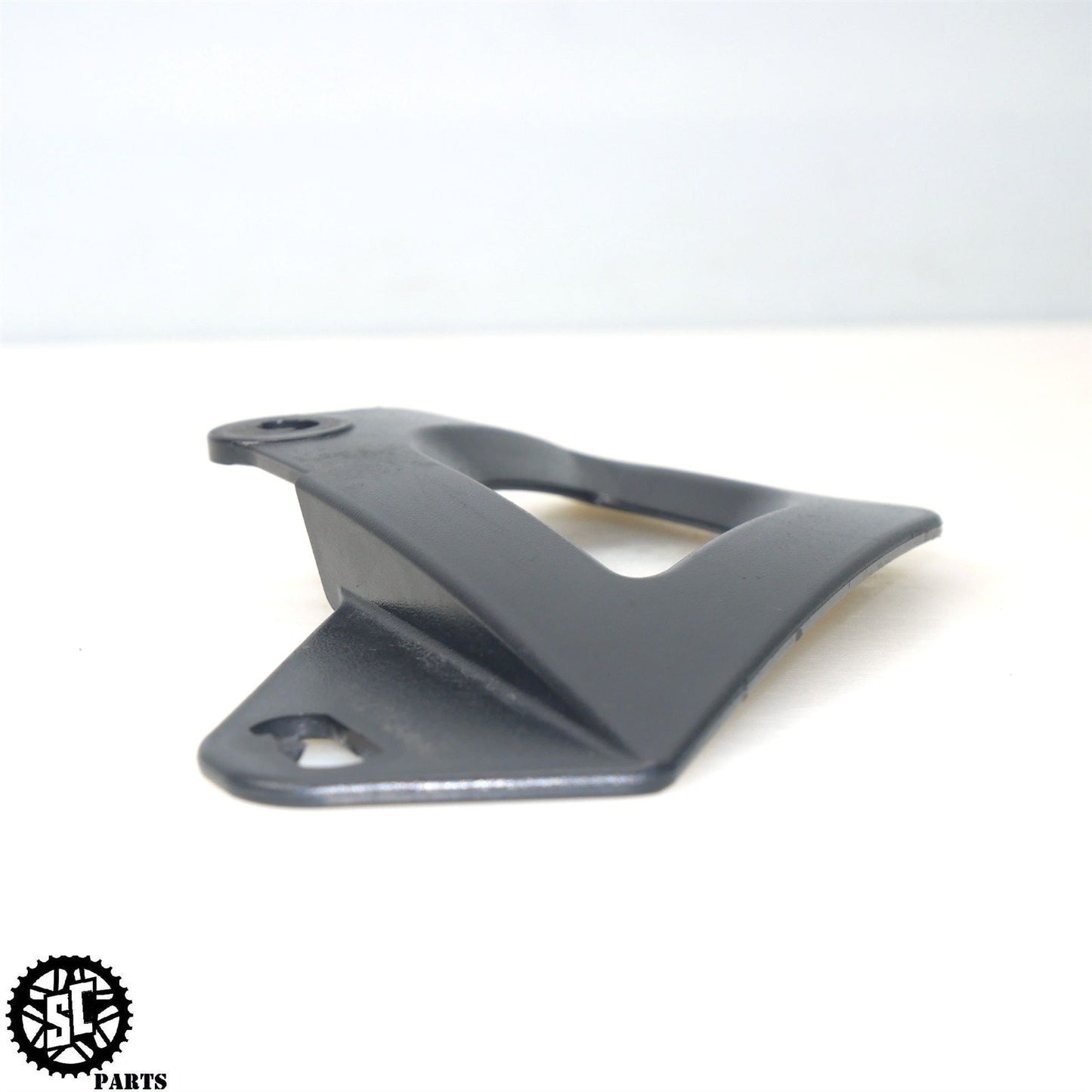 15-16 APRILIA TUONO V4 1100 CHAIN GUARD 858781 A07