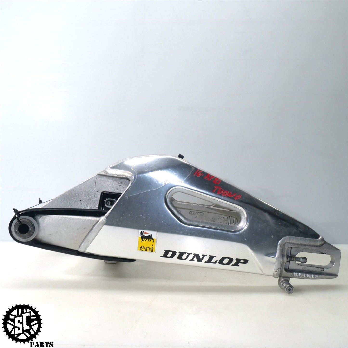 15-16 APRILIA TUONO V4 1100 REAR SWINGARM A07