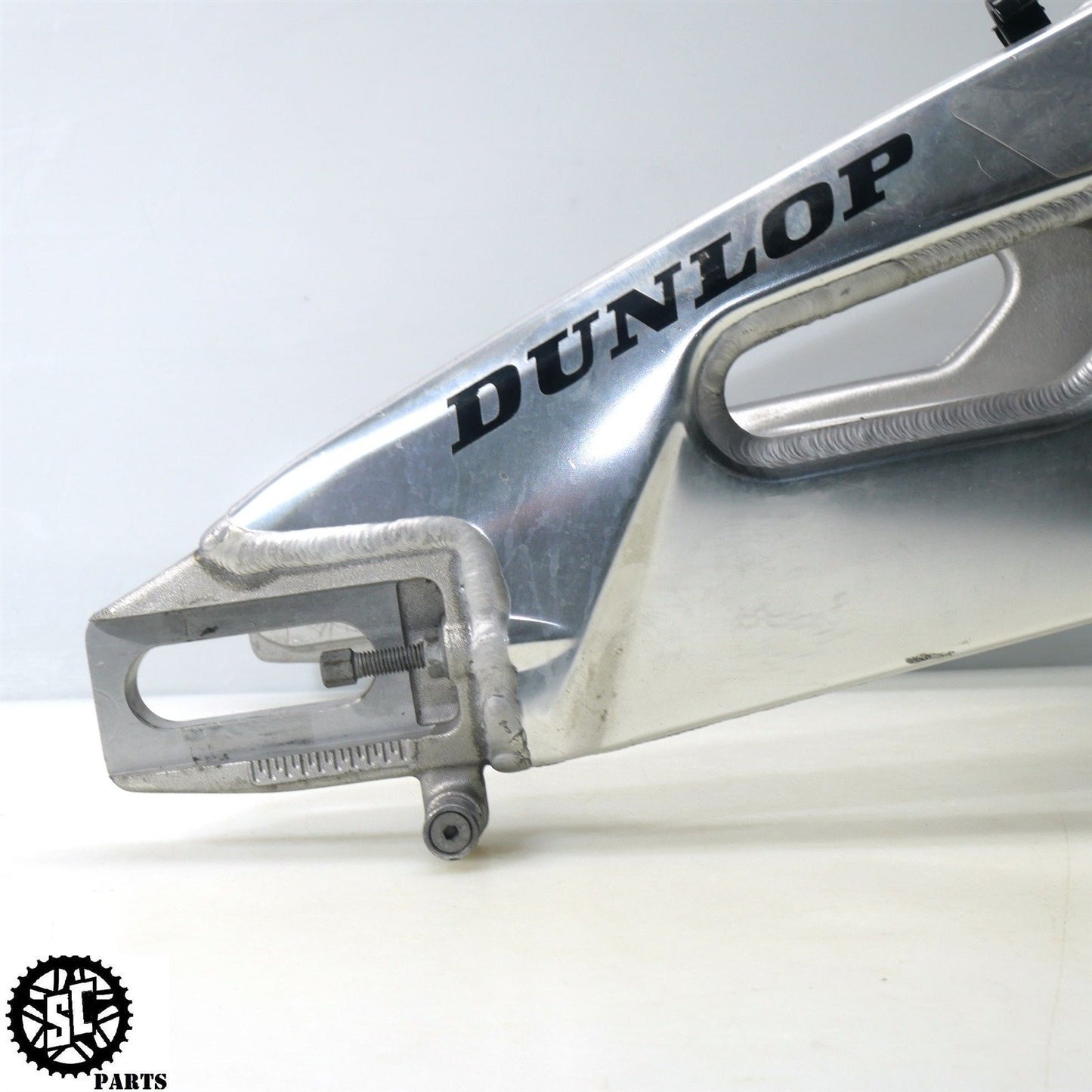 15-16 APRILIA TUONO V4 1100 REAR SWINGARM A07