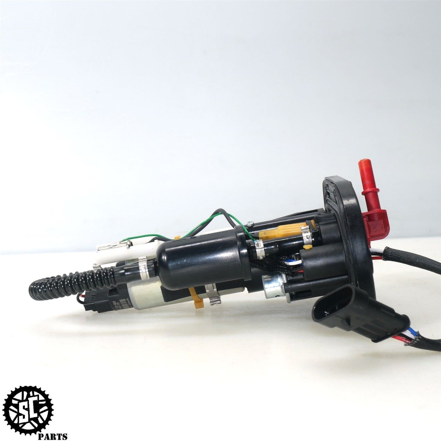 2022 MV AGUSTA BRUTALE 800RR FUEL PUMP 8000C8722 A2