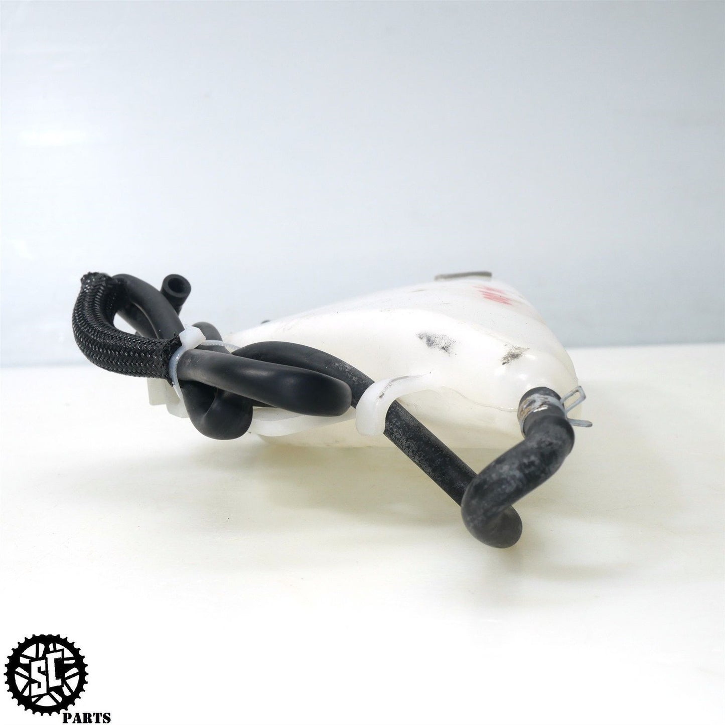 2014 SUZUKI GSXR 600 COOLANT OVERFLOW TANK S36