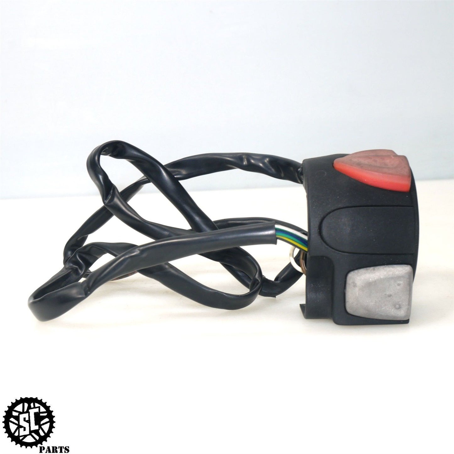 2001-2004 BMW F650GS RIGHT CONTROL COMBINATION SWITCH 61317665356 B17