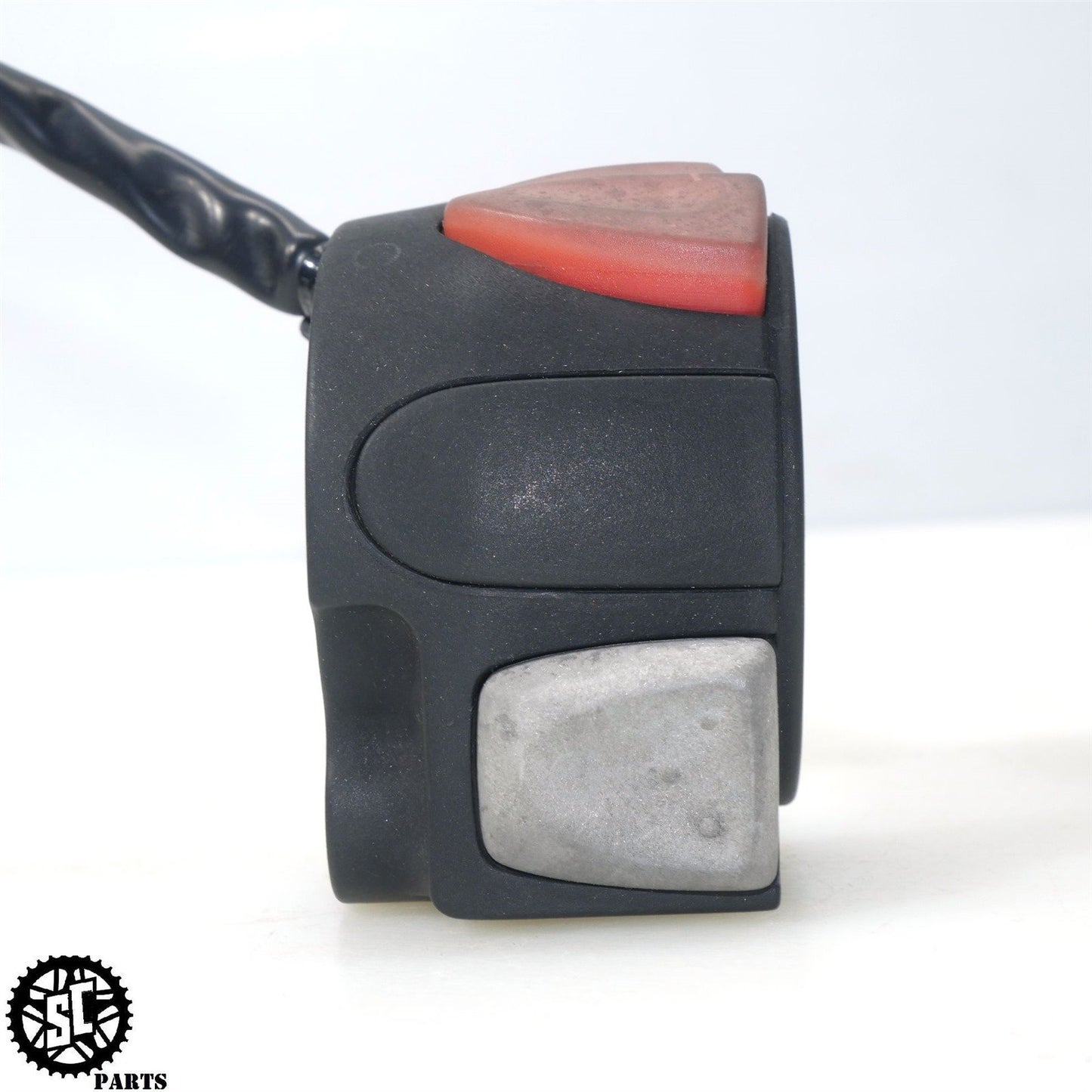 2001-2004 BMW F650GS RIGHT CONTROL COMBINATION SWITCH 61317665356 B17