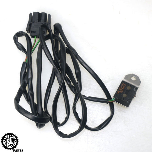 2001-2004 BMW F650GS FRONT BRAKE MICRO SWITCH SENSOR 61312346552 B17