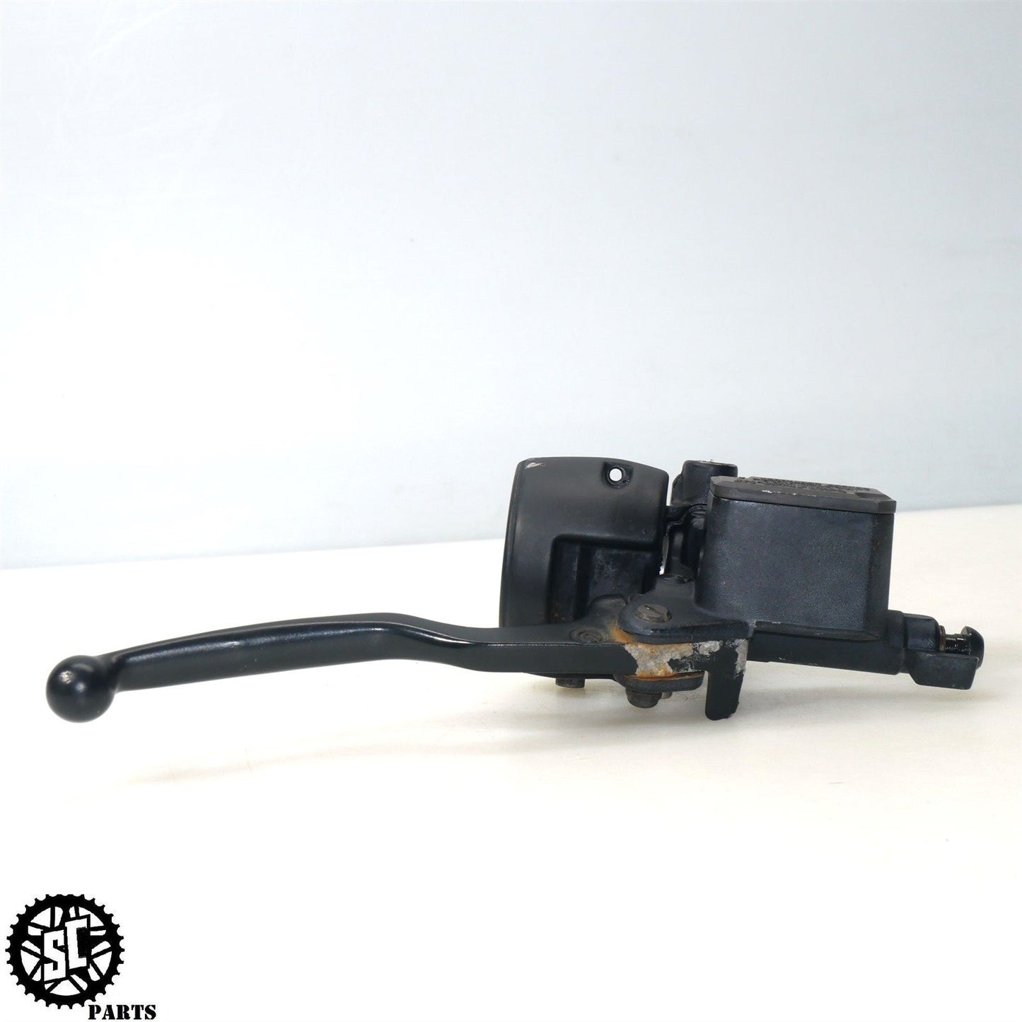 2001-2004 BMW F650GS FRONT BRAKE MASTER CYLINDER LEVER B17