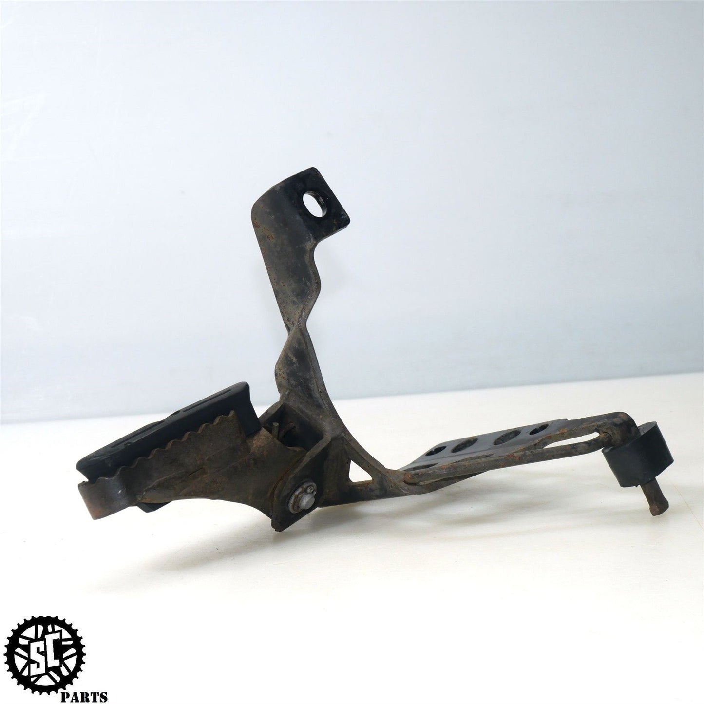 2001-2004 BMW F650GS LEFT REARSET FRONT FOOT PEG BRACKET B17