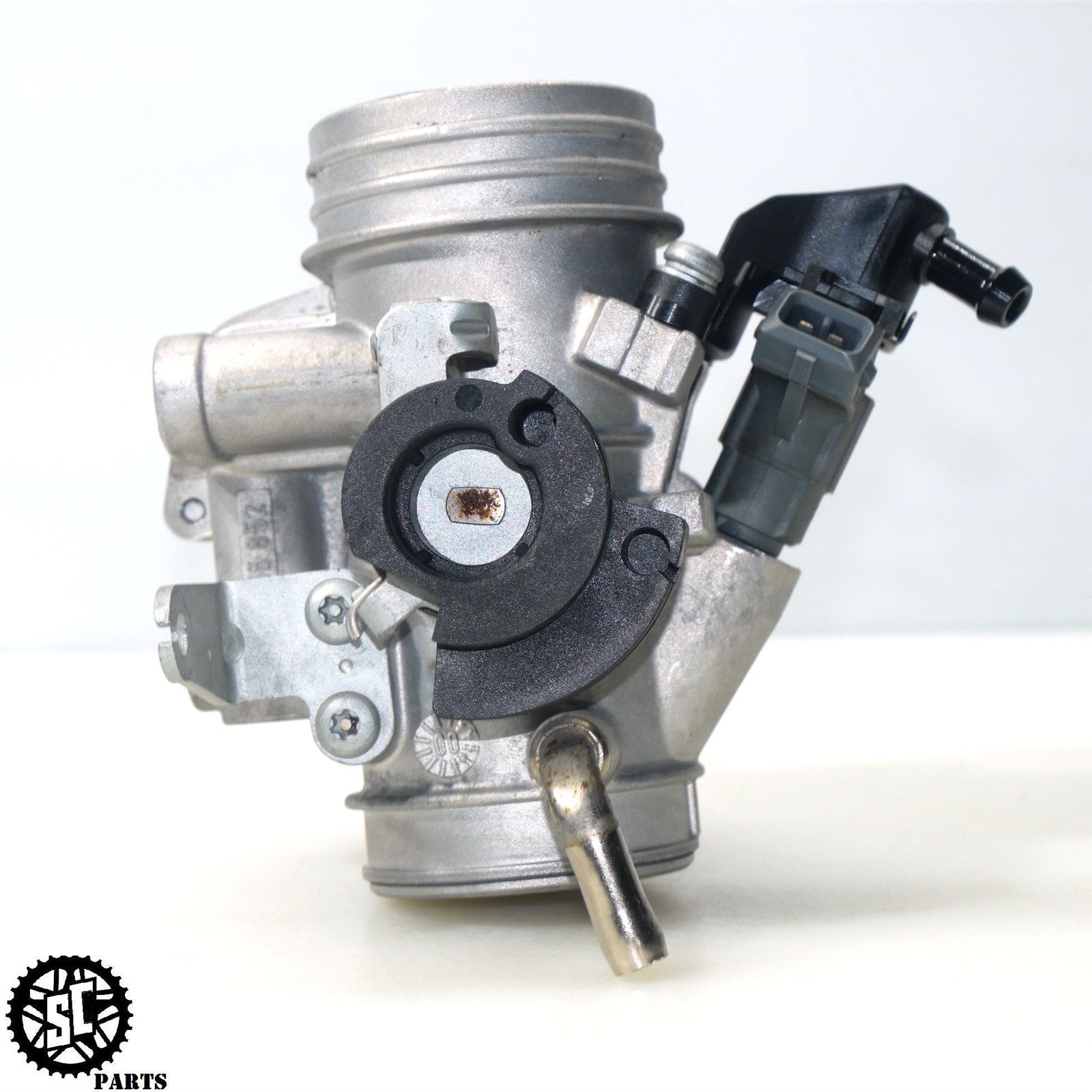2001-2004 BMW F650GS THROTTLE BODY FUEL INJECTOR B17 – SALVAGECYCLEPARTS