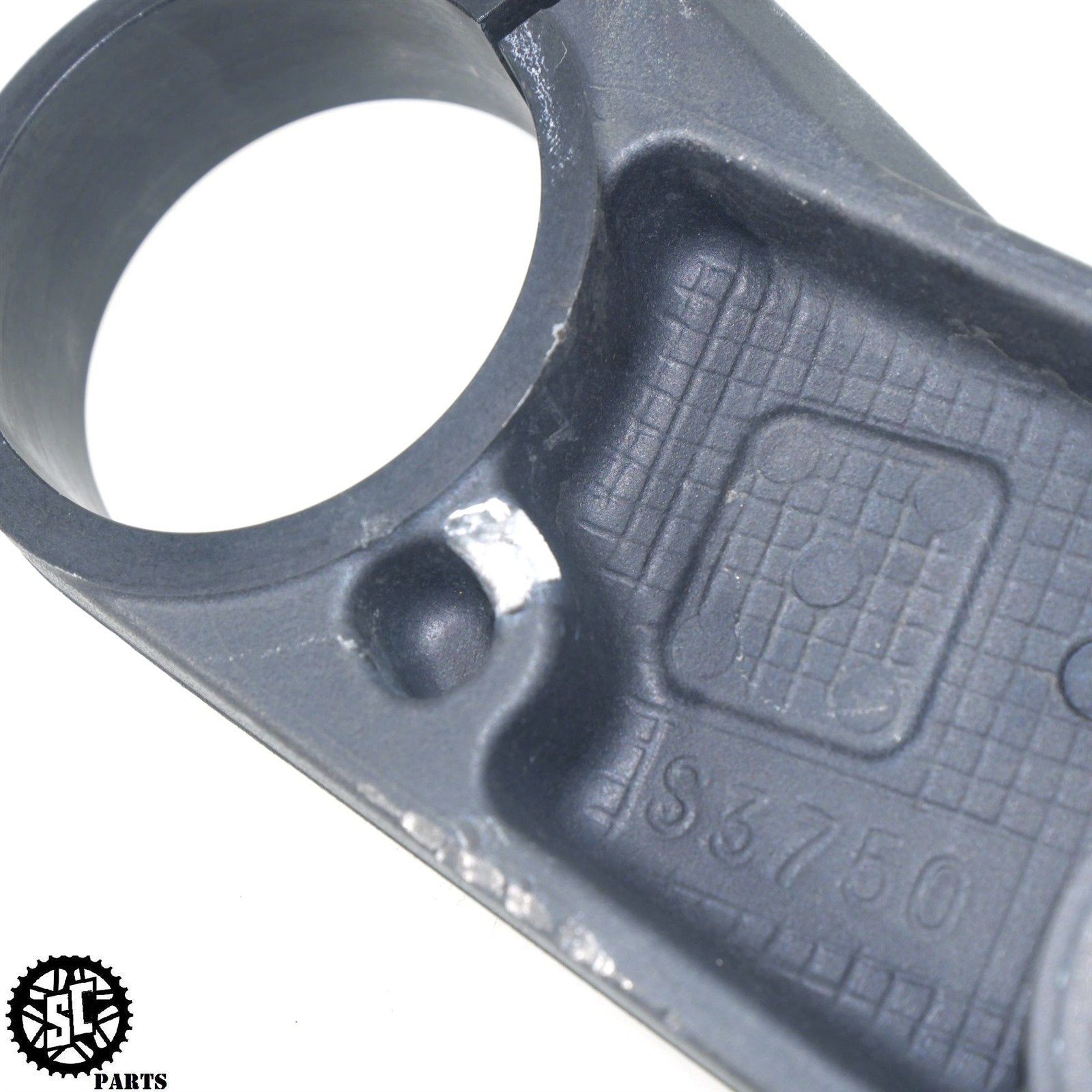 2007 SUZUKI GSXR 600 UPPER CLAMP TRIPLE TREE S72 – SALVAGECYCLEPARTS