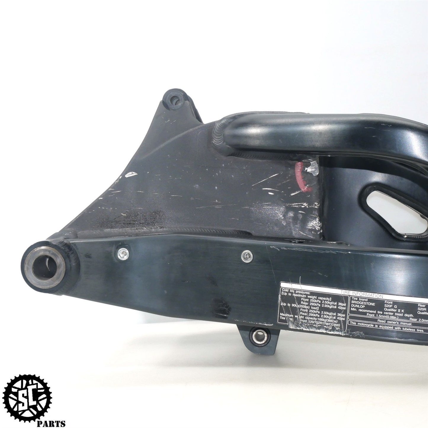 12-16 HONDA CBR1000RR SWINGARM H28