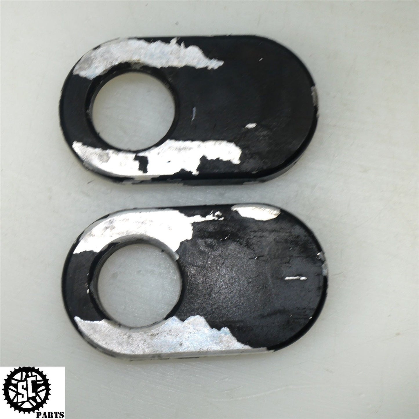 06 07 SUZUKI GSXR 600 750 REAR AXLE BLOCKS CHAIN ADJUSTER S37